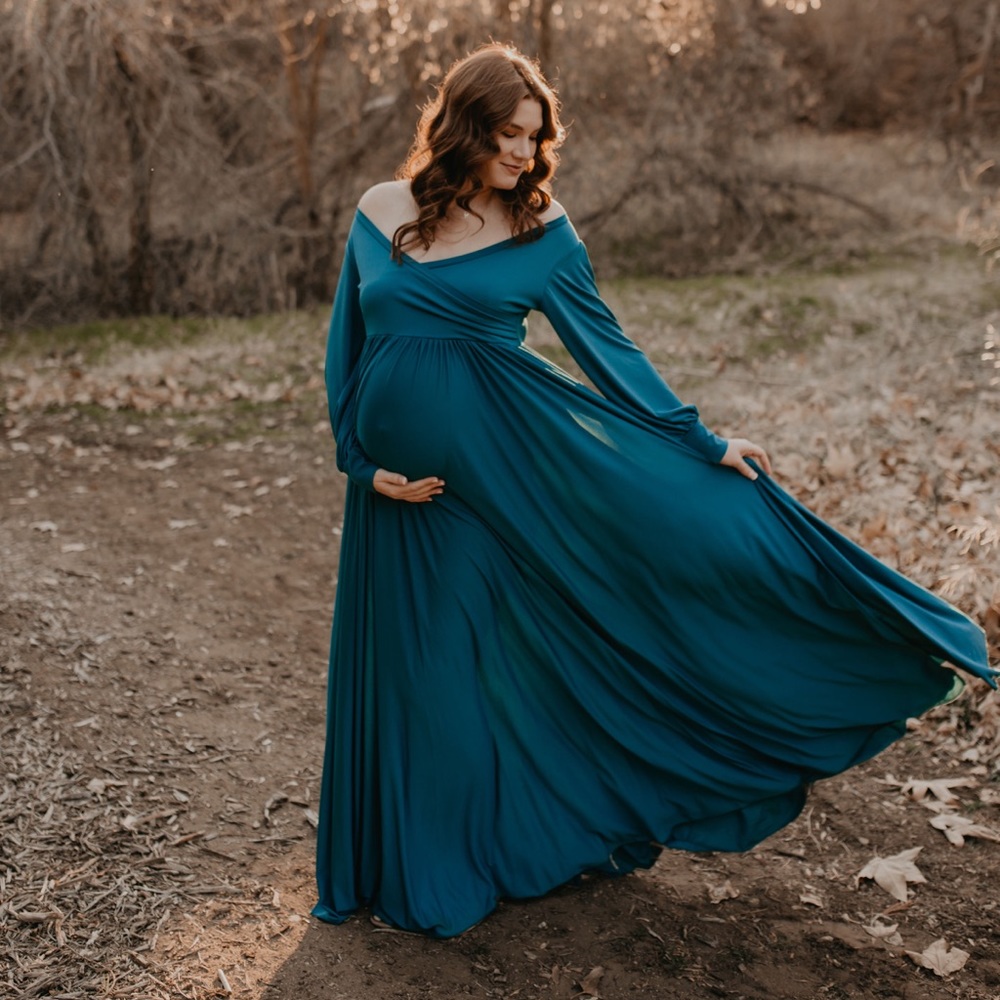 Maternity long sleeve gown. Color “spruce blue”, size XL. VERY LONG!